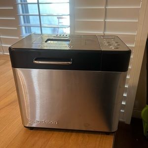 BREADMAN BK1050S - 2 LB Professional Bread Maker Stainless Steel NEW NO‎ BOX